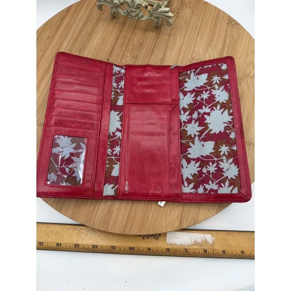 HOBO‎ INTERNATIONAL Ruby Red Leather Clutch Clean Inside Magnetic